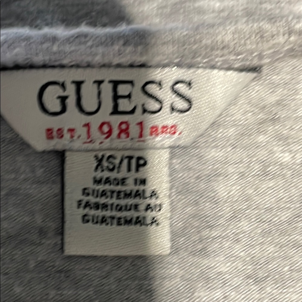 Guess Top Bundle - Picture 3 of 8